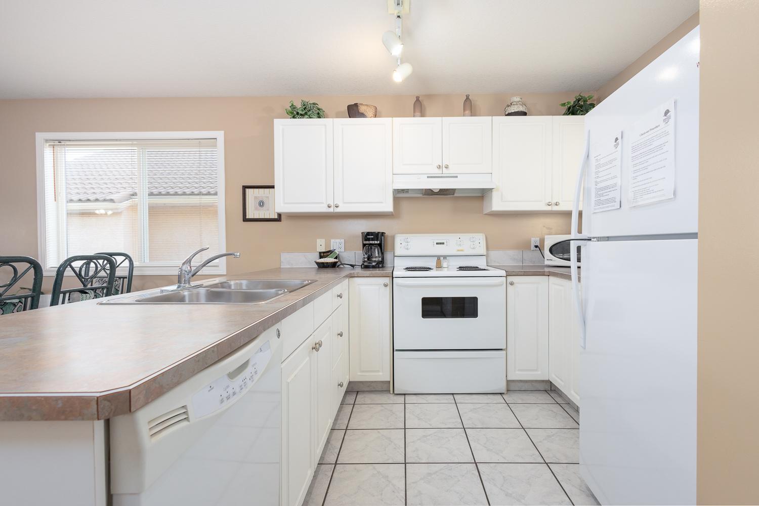 Paradise Canyon Golf Resort - Luxury Condo U399 Lethbridge Bagian luar foto